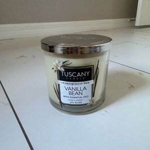 TUSCANY CANDLE VANILLA BEAN (1 PC)